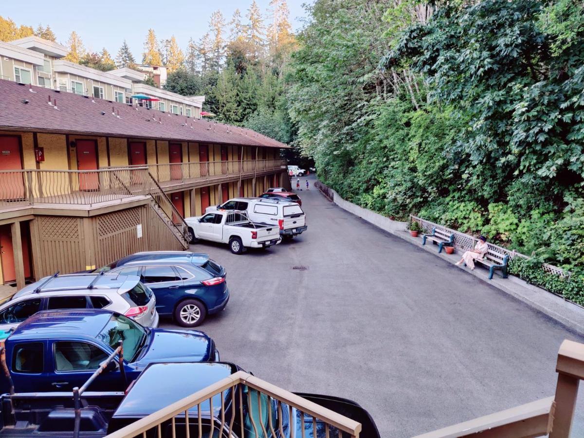 Wessex Inn By The Sea Cowichan Bay Exterior foto