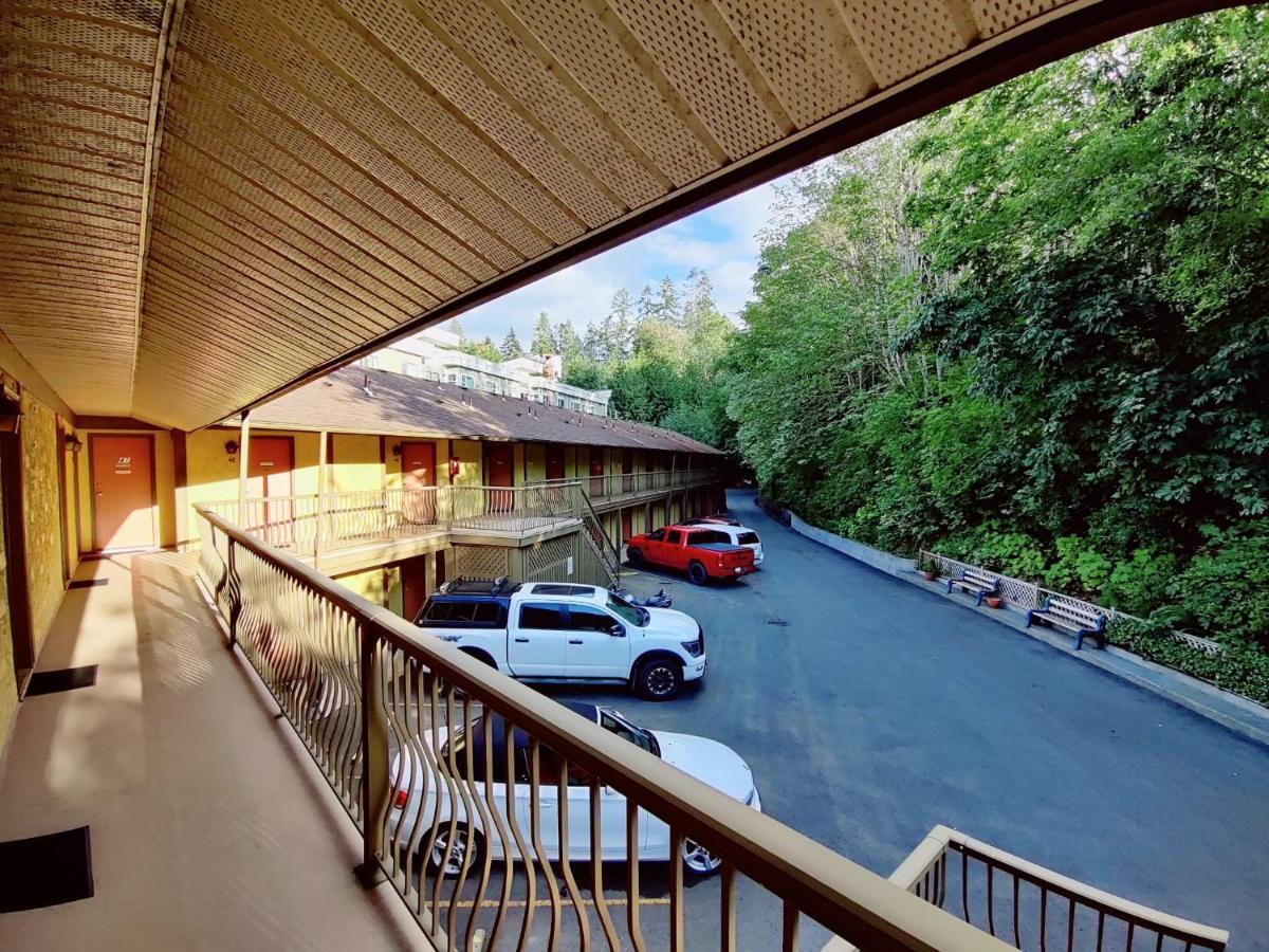 Wessex Inn By The Sea Cowichan Bay Exterior foto