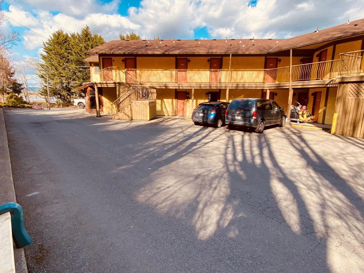 Wessex Inn By The Sea Cowichan Bay Exterior foto